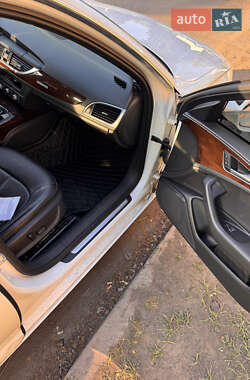 Седан Audi A6 2014 в 