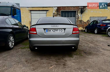 Седан Audi A6 2004 в 