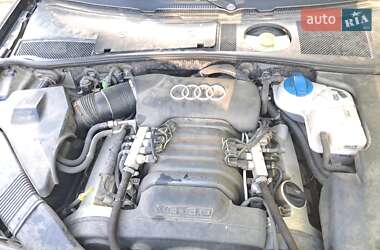 Седан Audi A6 2002 в 
