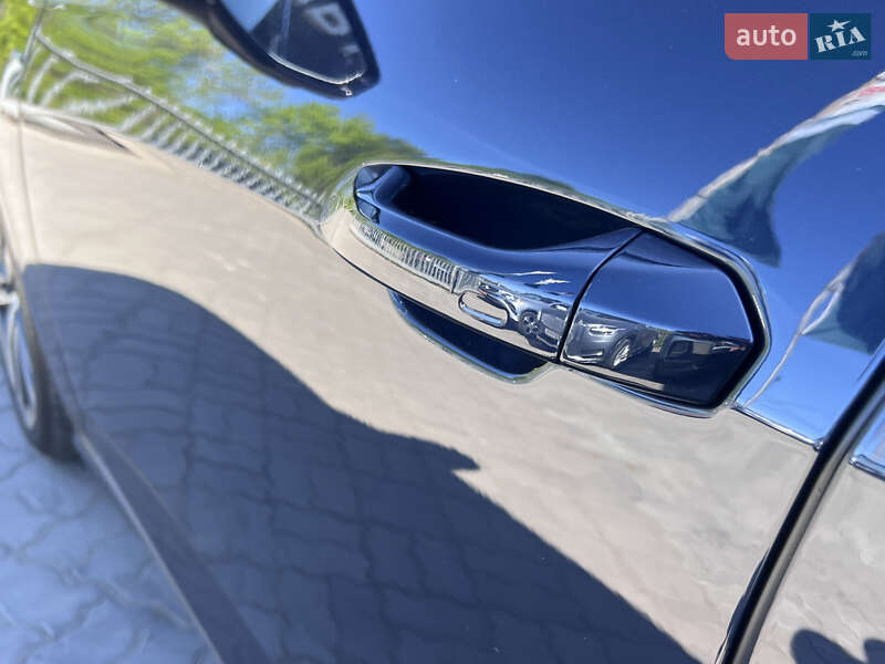 Седан Audi A6 2020 в Нововолынске