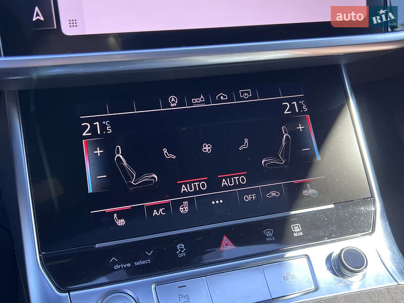 Седан Audi A6 2020 в Нововолынске