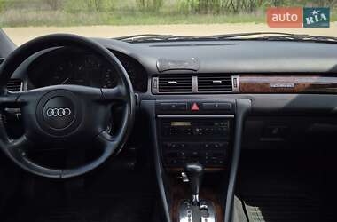 Универсал Audi A6 2001 в 