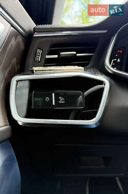 Седан Audi A6 2019 в 