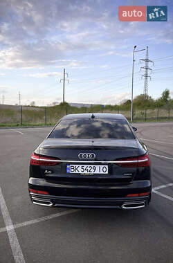 Седан Audi A6 2018 в 
