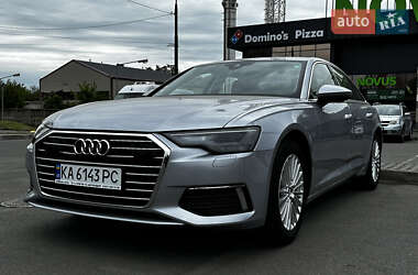 Седан Audi A6 2019 в 