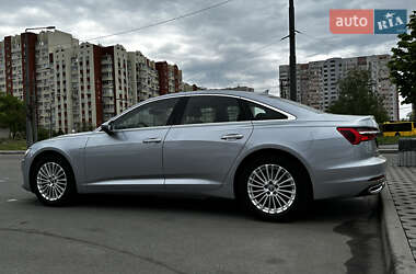 Седан Audi A6 2019 в 