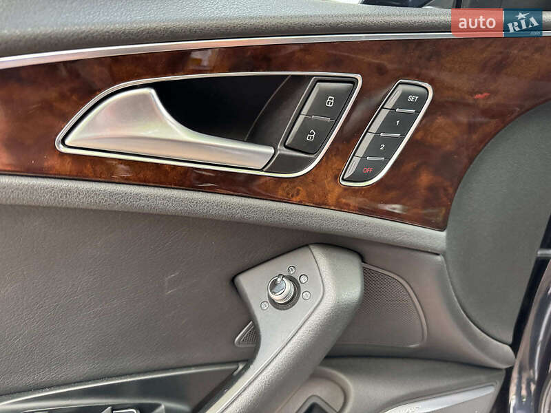 Седан Audi A6 2014 в Киеве