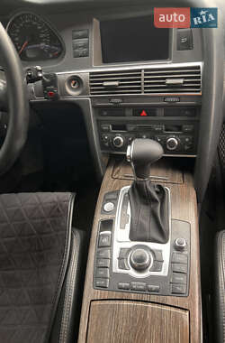 Седан Audi A6 2004 в 