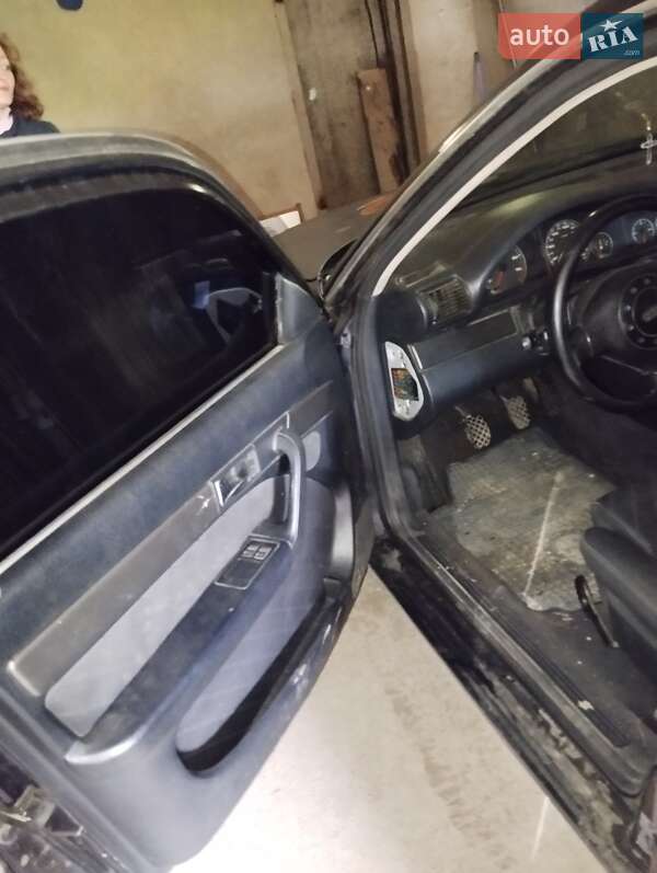 Седан Audi A6 1997 в Новоднестровске