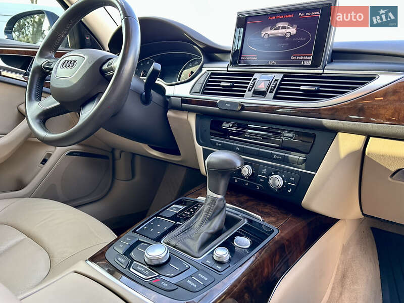 Седан Audi A6 2013 в Рівному
