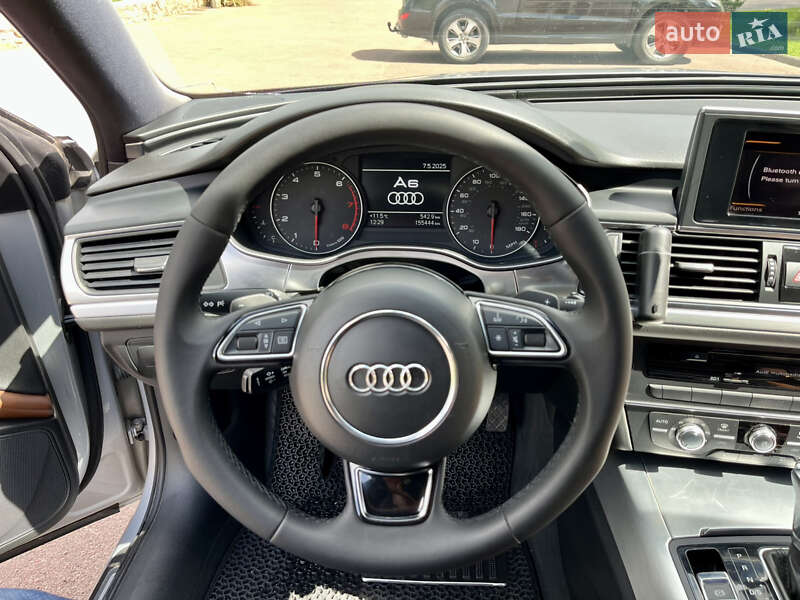 Седан Audi A6 2012 в Коростене