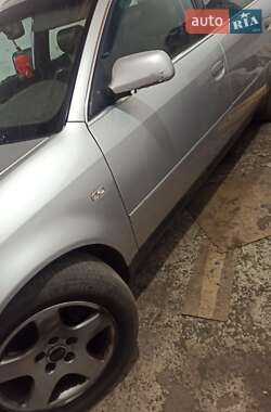 Универсал Audi A6 2001 в 