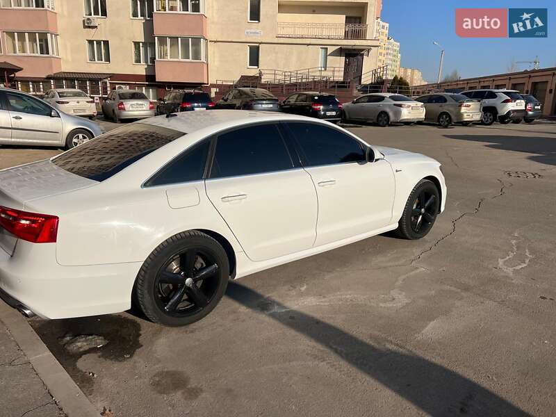 Седан Audi A6 2014 в Киеве