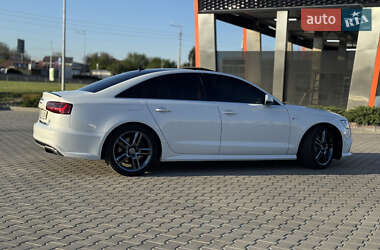Седан Audi A6 2016 в 