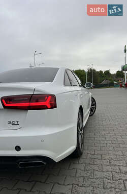 Седан Audi A6 2011 в 