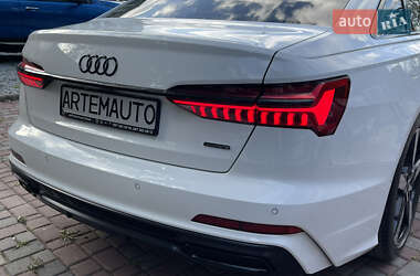 Седан Audi A6 2021 в 