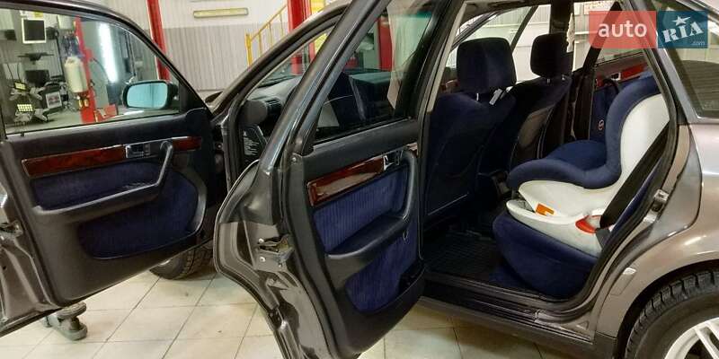 Седан Audi A6 1996 в Киеве