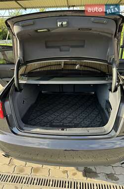 Седан Audi A6 2013 в 