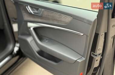 Седан Audi A6 2023 в 