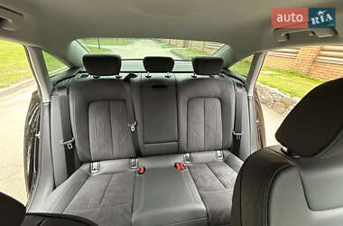 Седан Audi A6 2023 в 