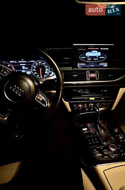 Седан Audi A6 2012 в 