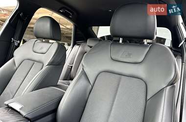 Седан Audi A6 2023 в 