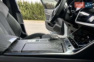 Седан Audi A6 2023 в 
