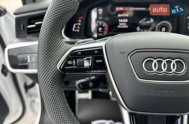 Седан Audi A6 2023 в 