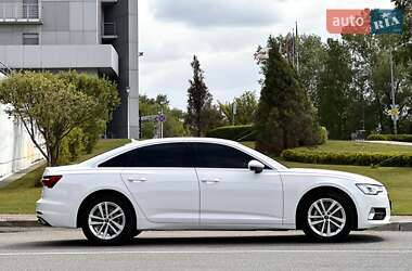 Седан Audi A6 2023 в 
