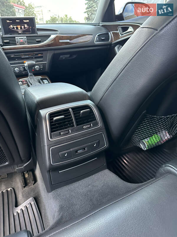 Седан Audi A6 2012 в Харькове