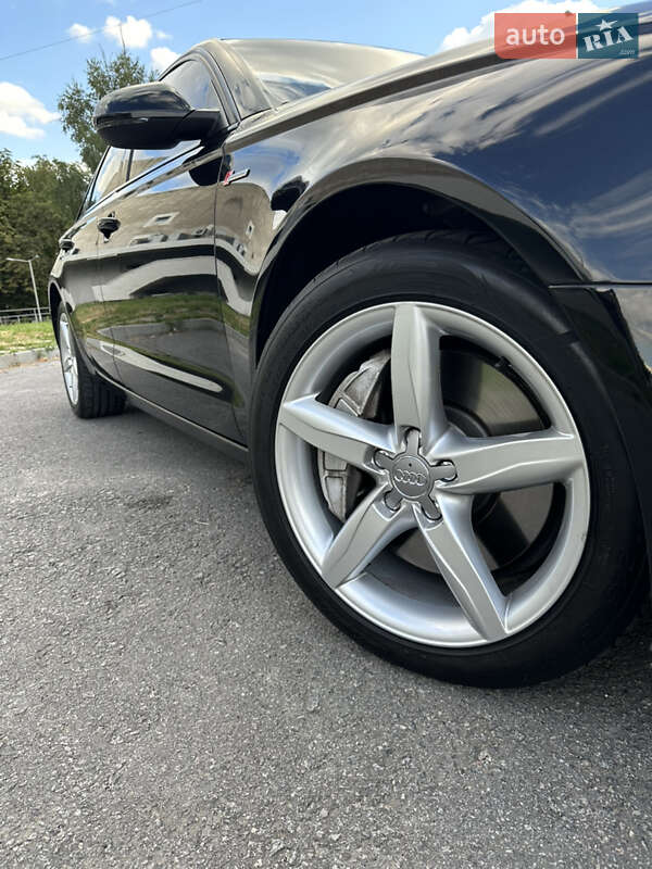 Седан Audi A6 2012 в Харькове
