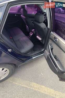 Седан Audi A6 1998 в 