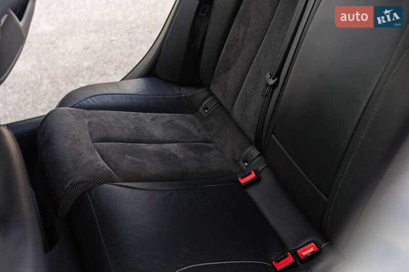 Седан Audi A6 2012 в Ужгороде