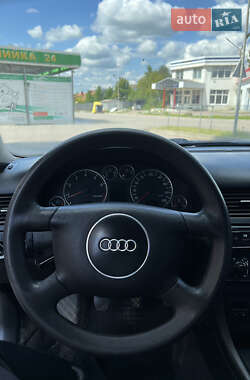 Седан Audi A6 2002 в 