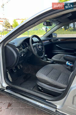 Седан Audi A6 2002 в 