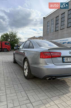 Седан Audi A6 2013 в 