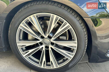 Седан Audi A6 2020 в 