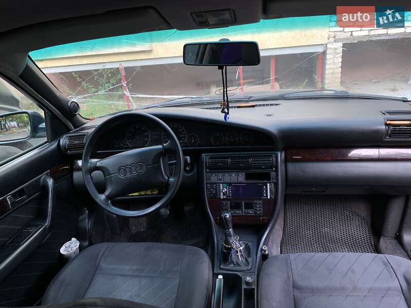 Седан Audi A6 1996 в Львове