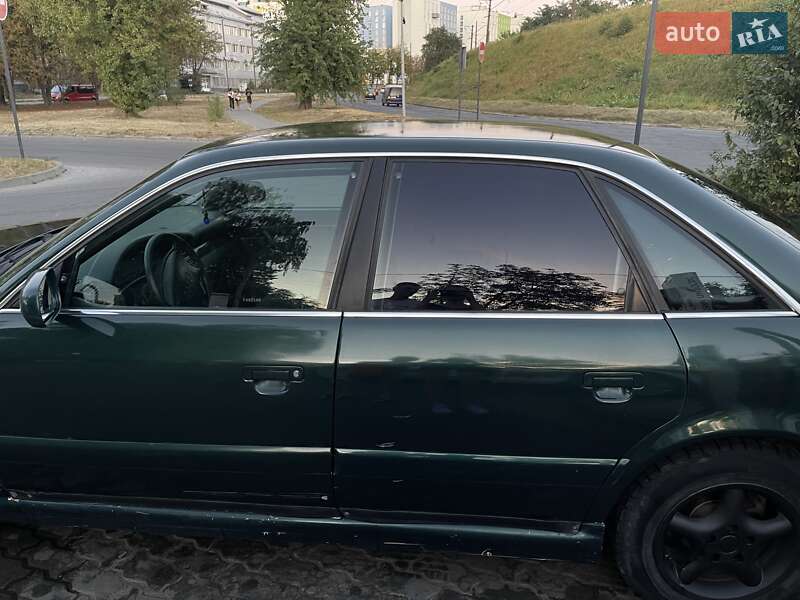 Седан Audi A6 1996 в Львові