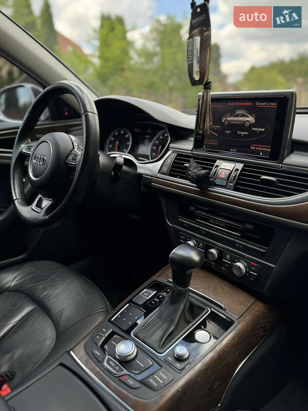 Седан Audi A6 2014 в Ровно