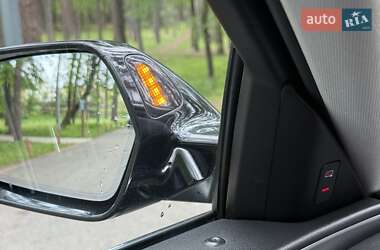 Седан Audi A6 2012 в 