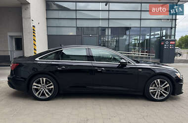 Седан Audi A6 2018 в 