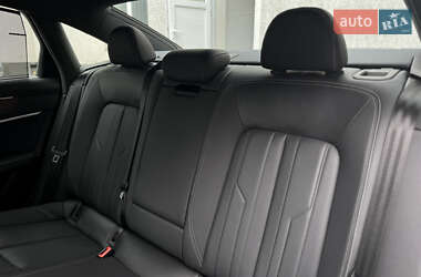 Седан Audi A6 2018 в 