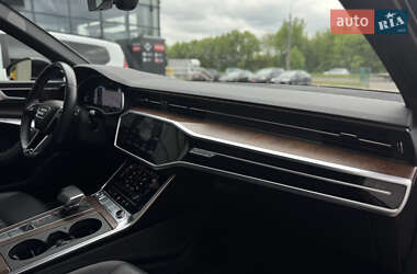 Седан Audi A6 2018 в 