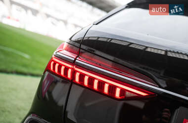 Универсал Audi A6 2018 в 