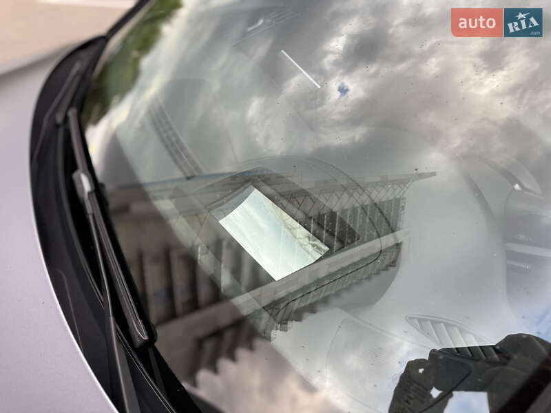 Седан Audi A6 2015 в Киеве
