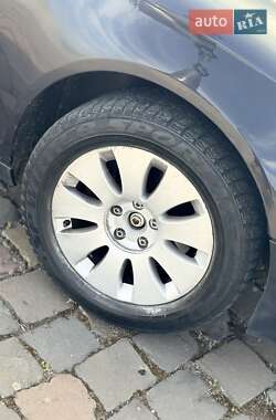 Седан Audi A6 2005 в 