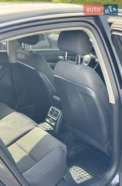 Седан Audi A6 2005 в 
