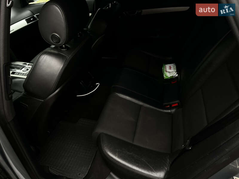 Универсал Audi A6 2006 в Виноградове