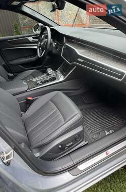 Седан Audi A6 2022 в 